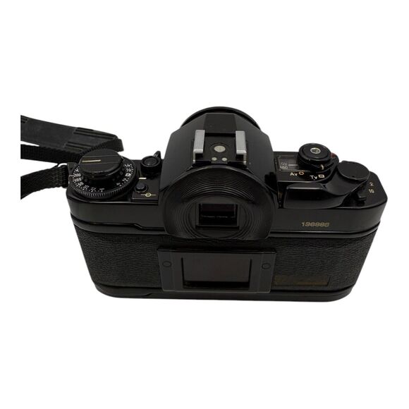 Canon A-1 35mm Film Camera 50mm F1.8 FD & 28mm F3.5 Lens & Flash - Tested - Picture 5 of 12